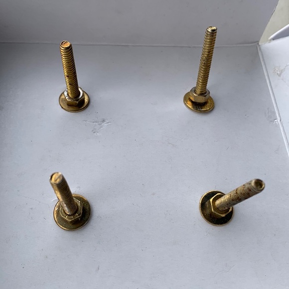 CHIC DECOR ACORNS KNOBS PULLS CLEAR GLASS SET OF 4 NEW 1 1/2 INCH - Picture 7 of 7